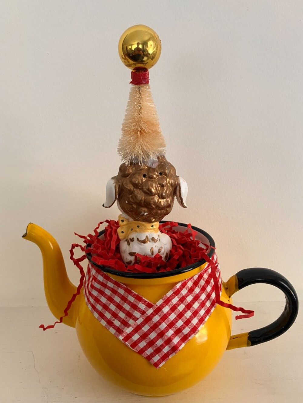 Vintage Christmas Dog and Cat Tabletop Decor = 1950's - Picture 7 of 13